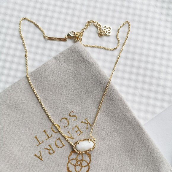 Kendra Scott Gold Ivory Pearl Elisa Necklace NEW - Picture 2 of 4